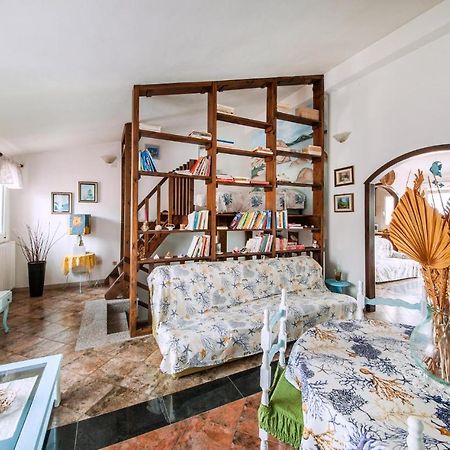 Pet Friendly Apartment In La Maddalena With Wifi Exterior photo