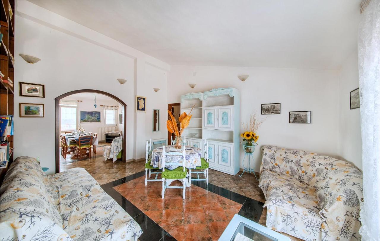 Pet Friendly Apartment In La Maddalena With Wifi Exterior photo